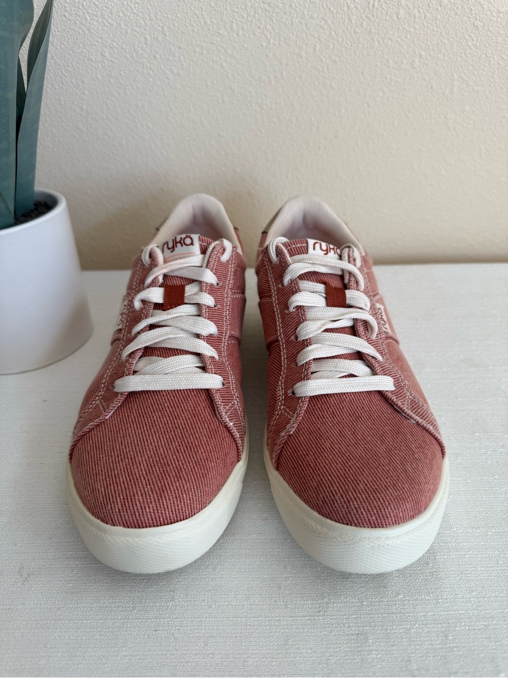 New RYKA Classic Women's Sneakers in Dusty Rose Canvas and Cream - Picture 5 of 10